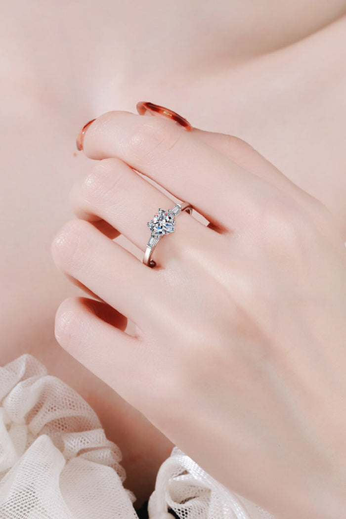 1.2 Carat Moissanite Heart Ring Trendsi