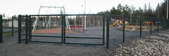 2d keevispaneelidest aed koos väravaga