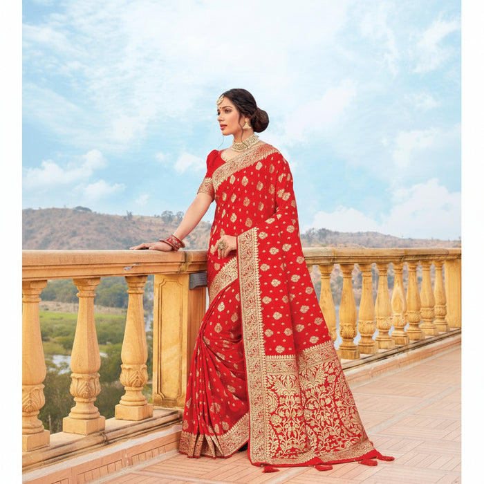 Banarasi silk saree with blouse piece