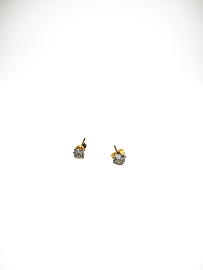 gold studs