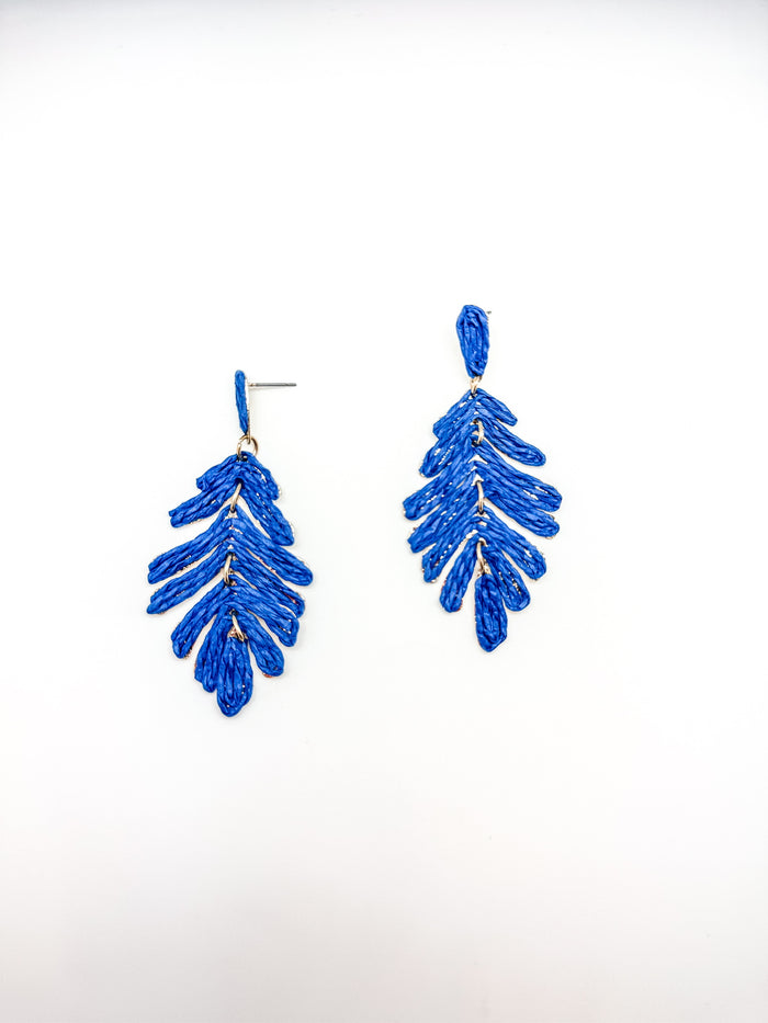 Charisma earrings in dark blue