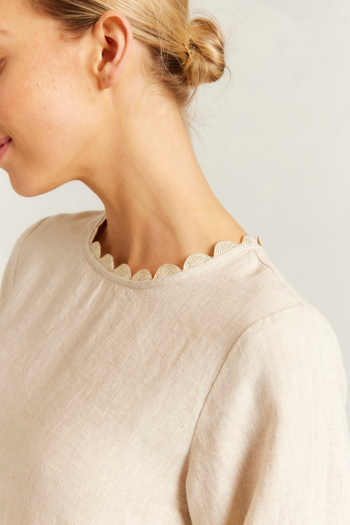 Claire Linen Dress in String/Gold