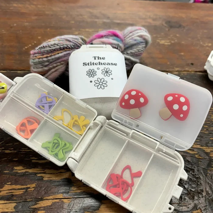 Comma Craft Co. The Stitchcase