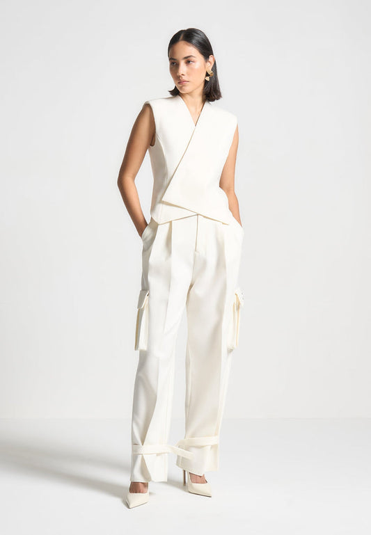danielle-tailored-pleated-cargo-trousers-off-white