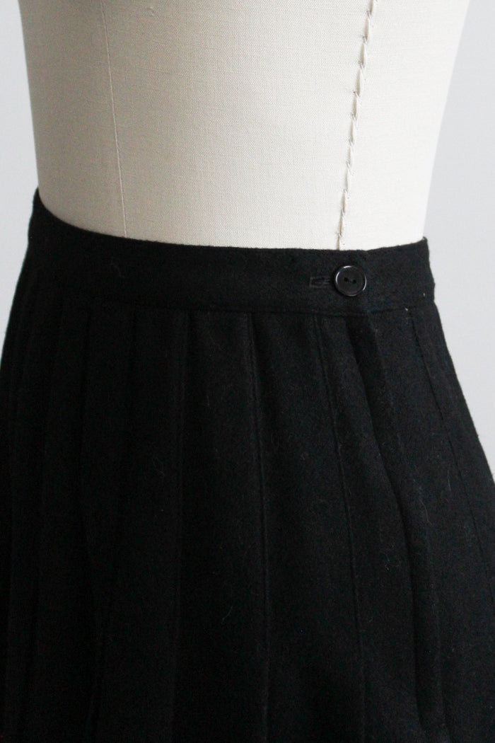 eclipse wool pleated mini skirt