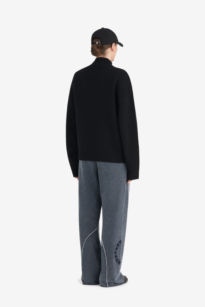 FUNNEL NECK SWEATER É T1 / BLACK