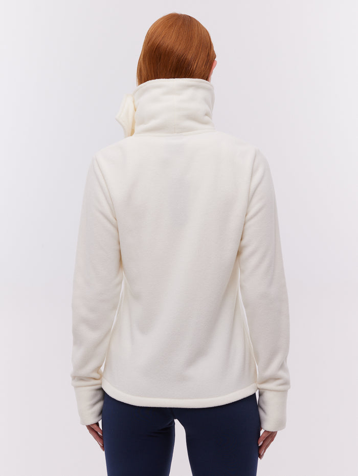 Heska White Funnel Zips Microfleece Shot 4