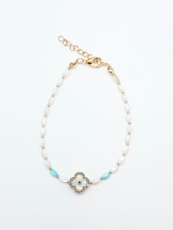 Mackayla Bracelet in White Pearl