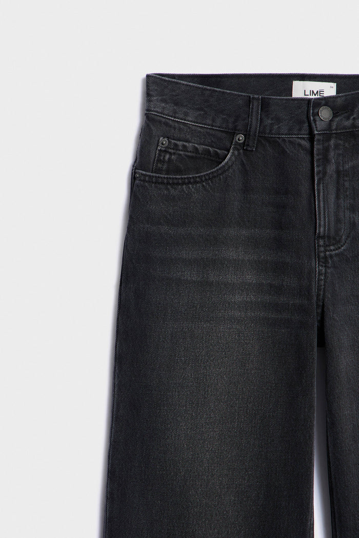 WASHED BLACK