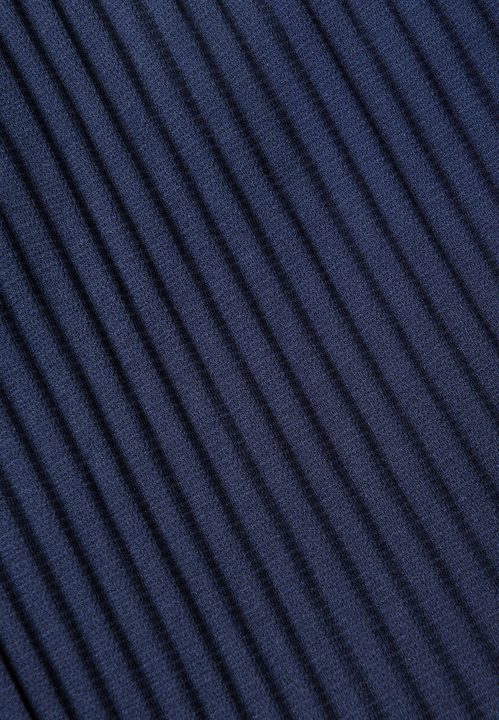 pleated-shorts-navy